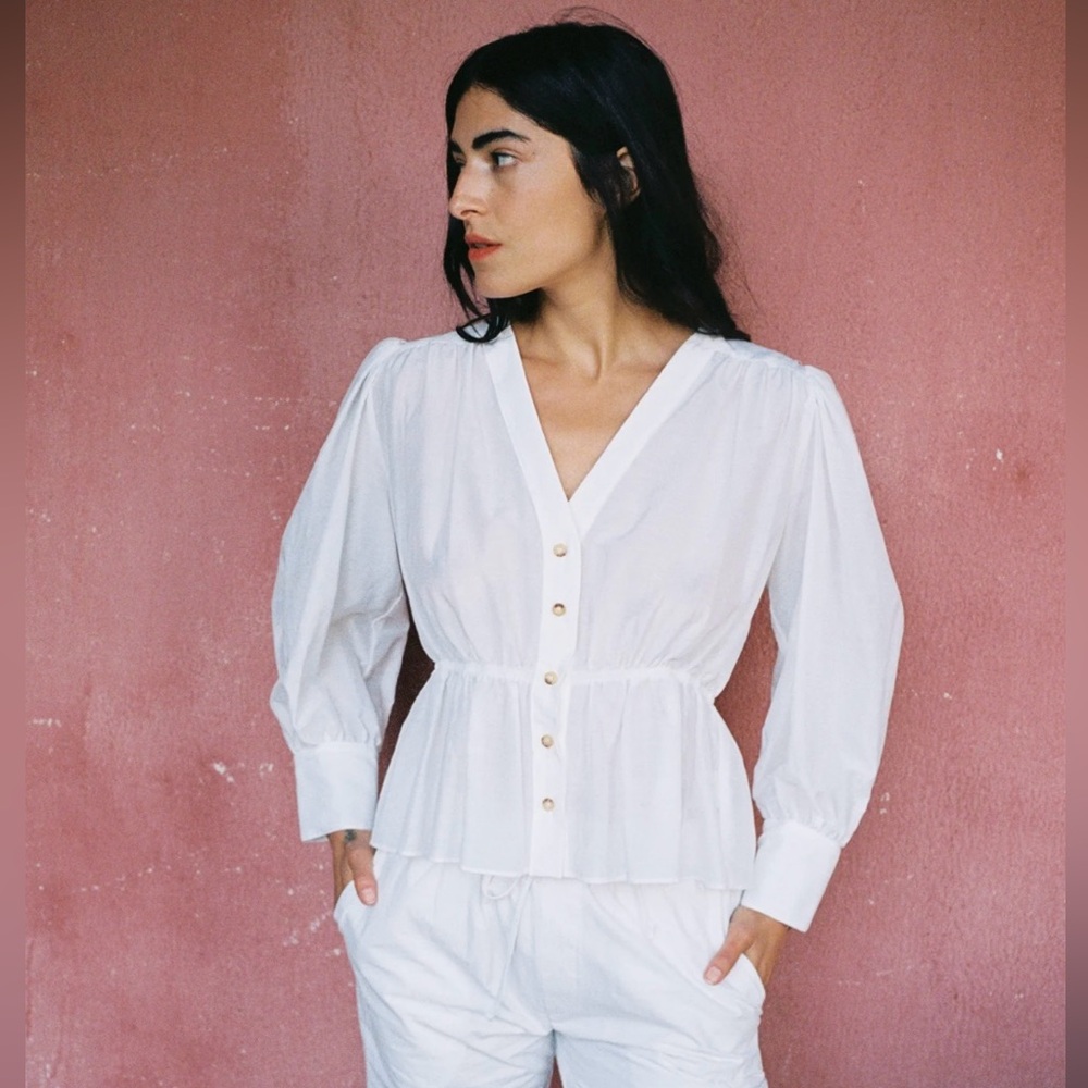 Ciao Lucia White Button-Front Peplum Blouse